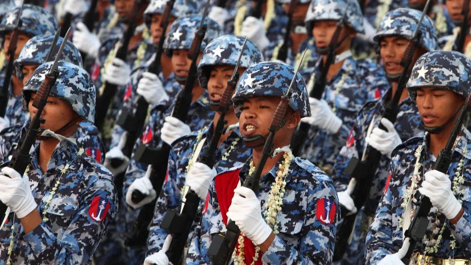Хунта Мьянмы вводит в действие закон о воинской повинности.