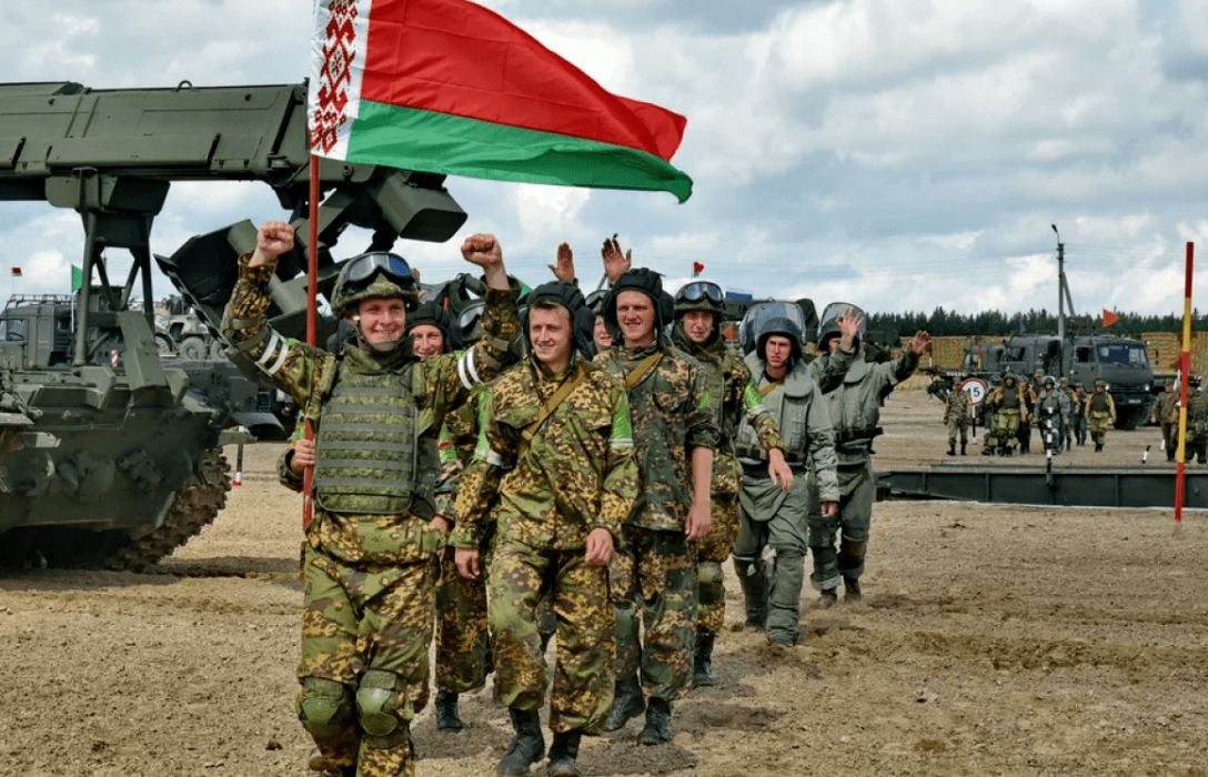 Белоруссия в сентябре проведет крупные военные учения.
