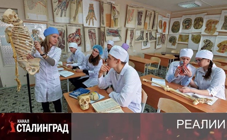 Лучше быть здоровым, чем врачом.