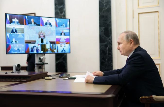 Путин поручил провести диспансеризацию в новых регионах.