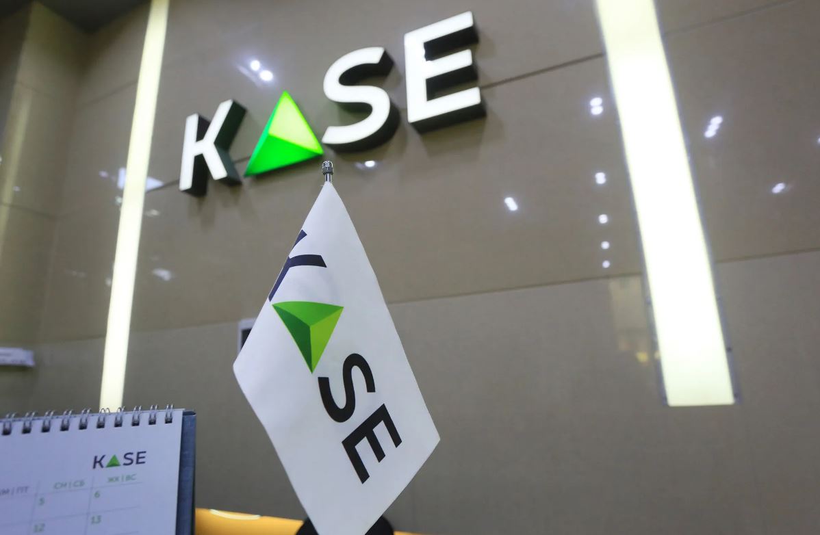 Казахстанская биржа требует сегрегации клиентов из РФ и РБ.