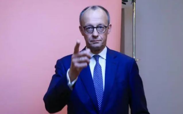 Германия окончательно отказала Польше в выплате репараций.