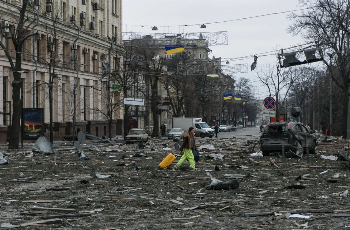 Харьковские события. Харьков после обстрела 2022. Центр Киева после войны 2022.