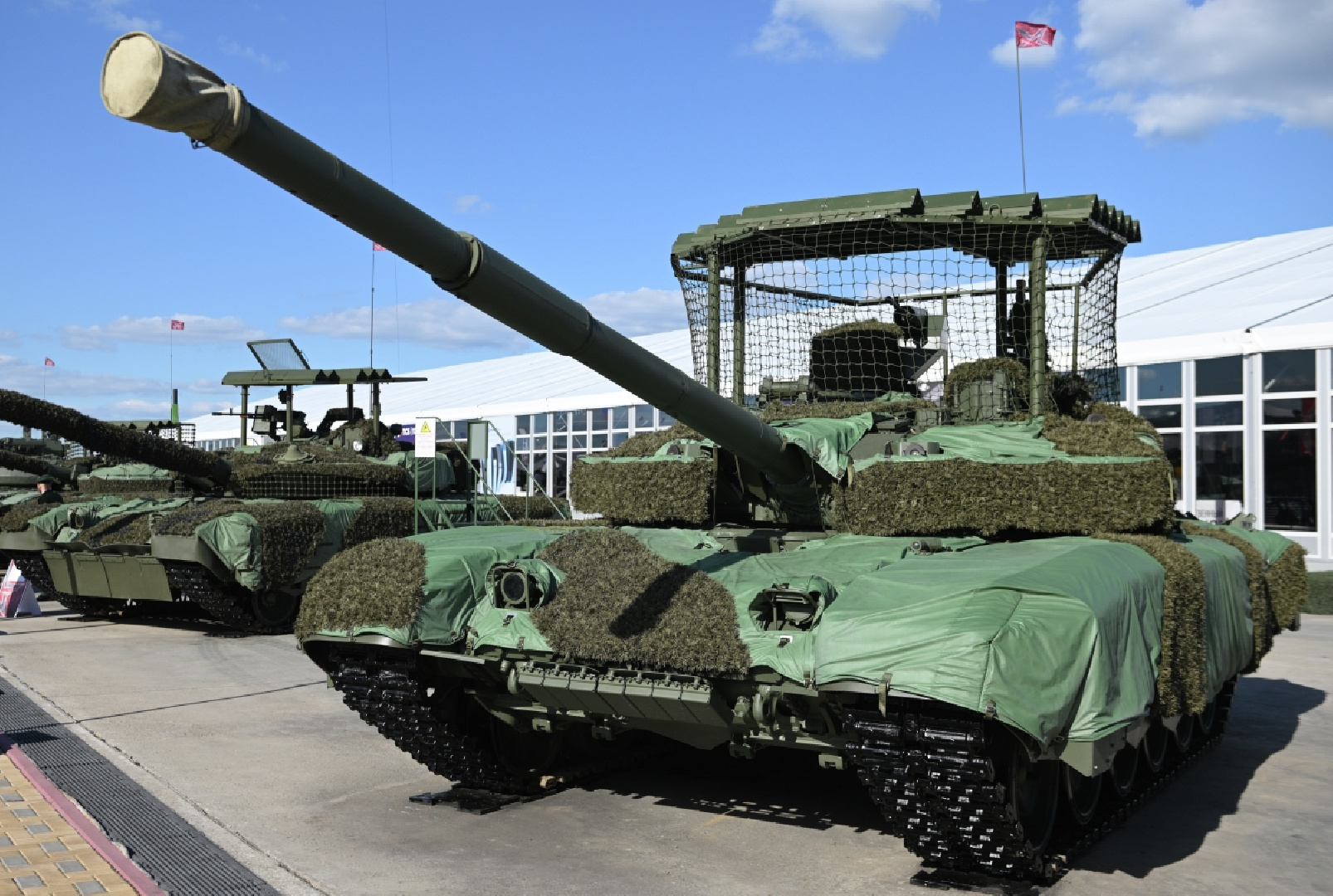 Ростех начал внедрять ИИ в схему оружия российских танков.