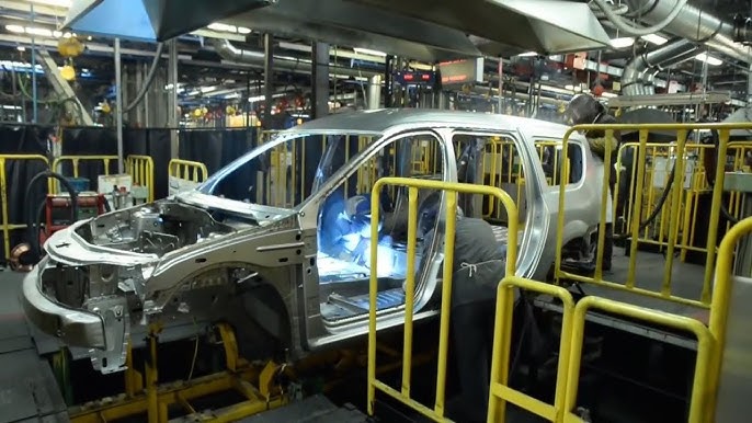 BMW X5 и Х6 снова собираются в России, но есть нюанс.